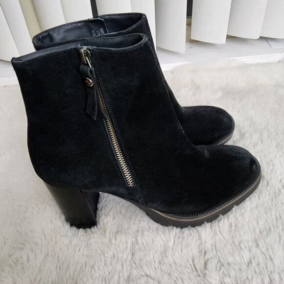 NEW Paul Green Sloane Black Suede Heeled Lug Ankle Boot - Picture 4 of 13